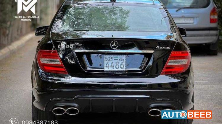 Mercedes Benz C300 2011