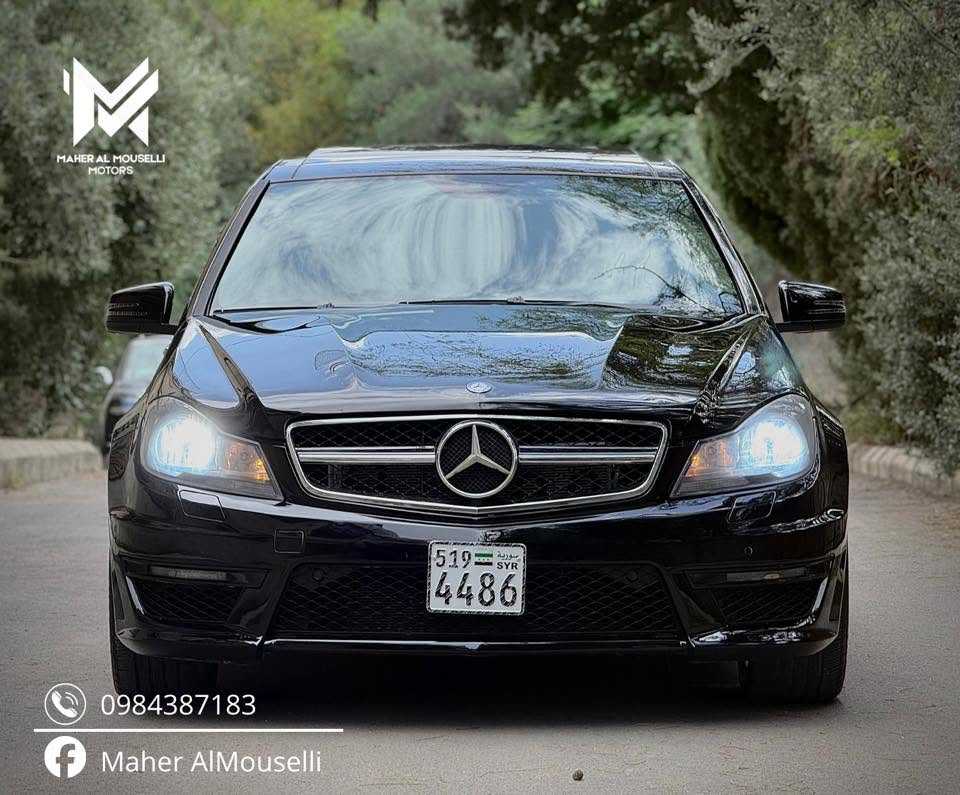 Mercedes Benz C300 2011
