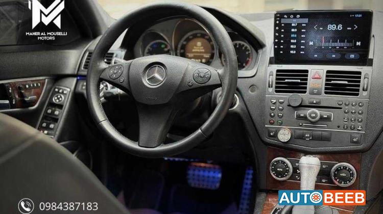Mercedes Benz C300 2011