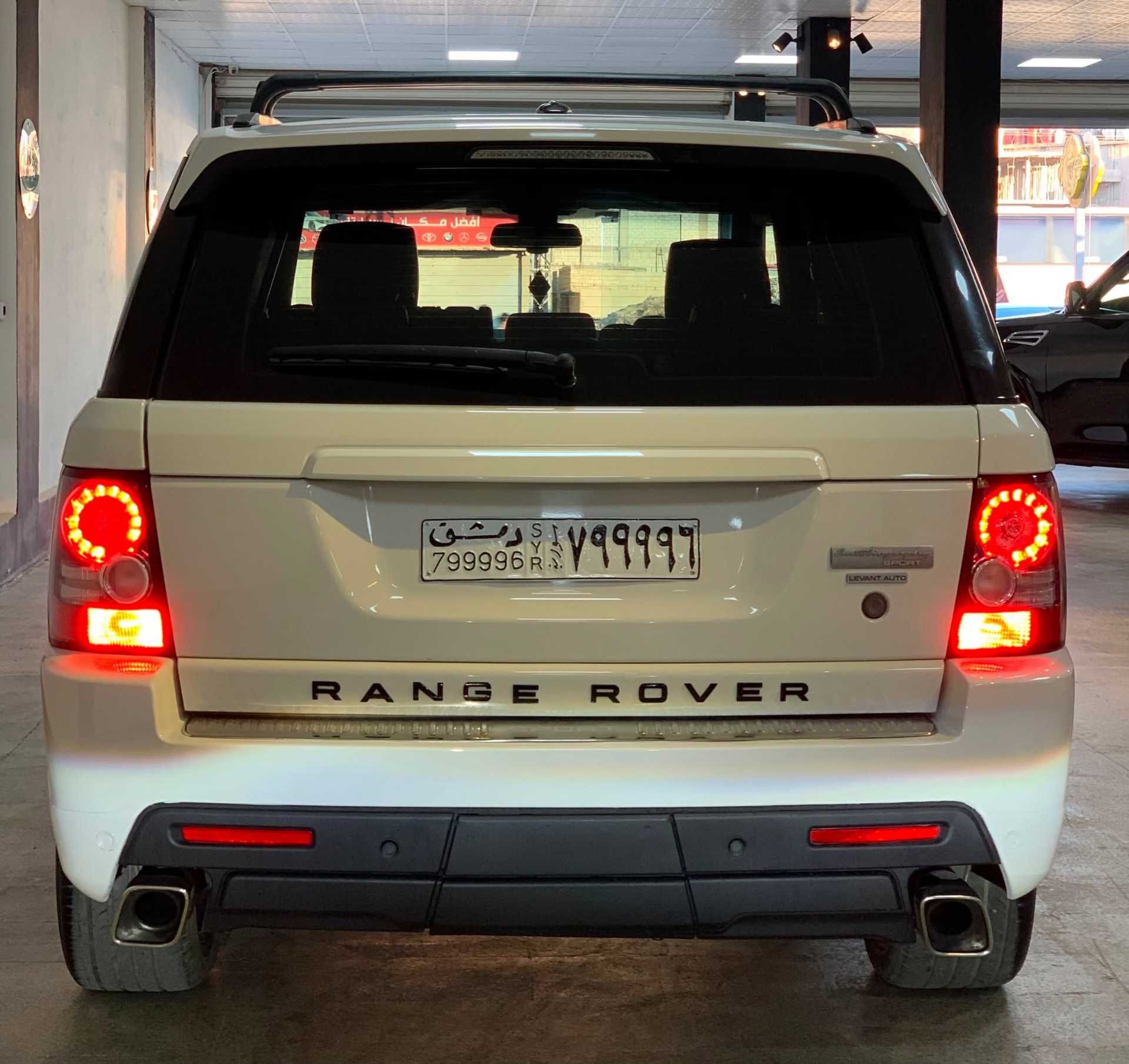 Land Rover Range Rover Sport 2011
