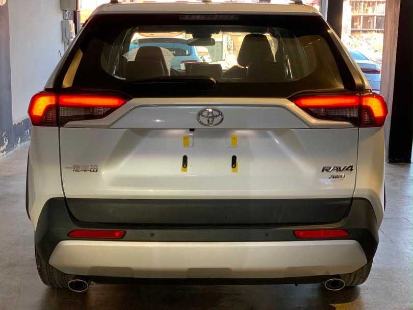 Toyota RAV4 2025