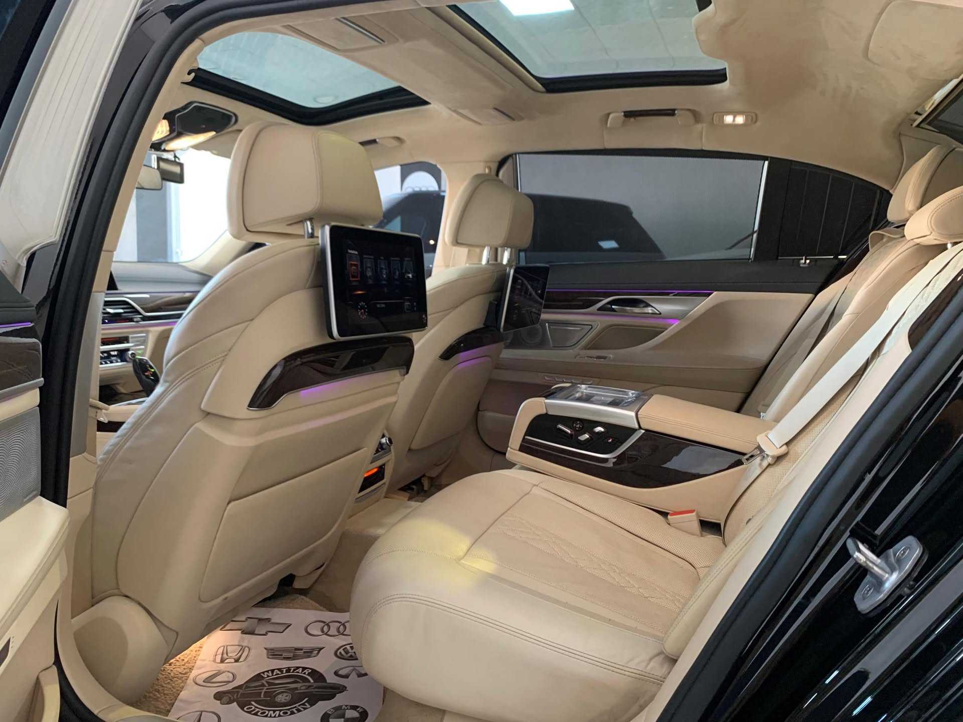 BMW 750i 2017