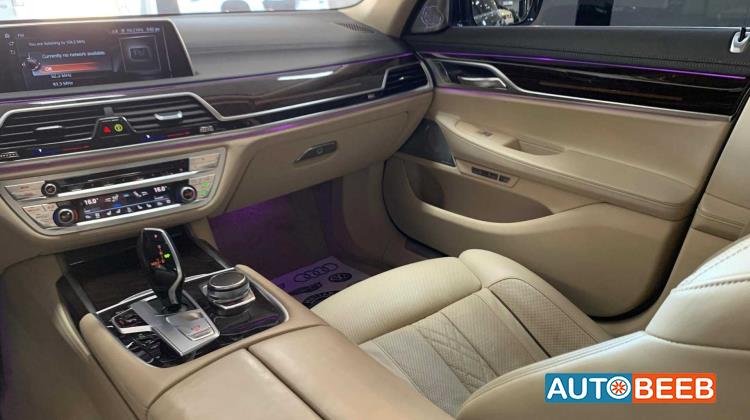 BMW 750i 2017