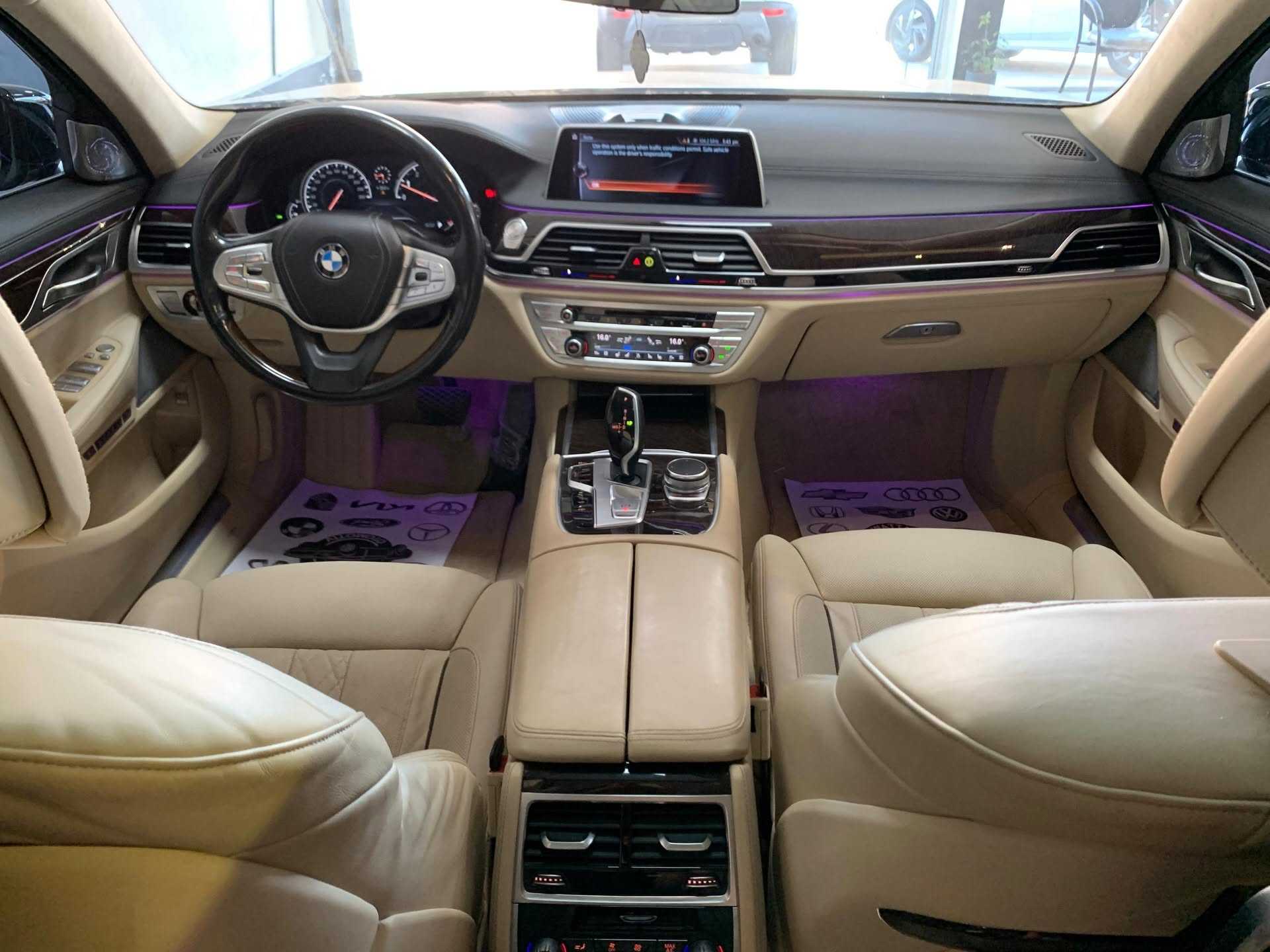 BMW 750i 2017