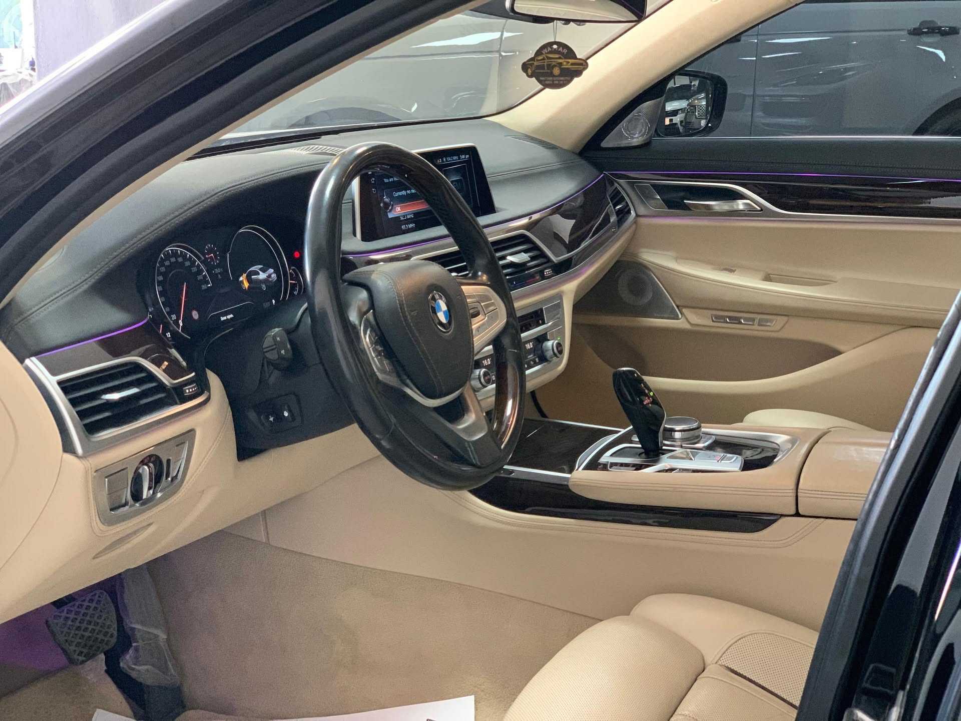 BMW 750i 2017