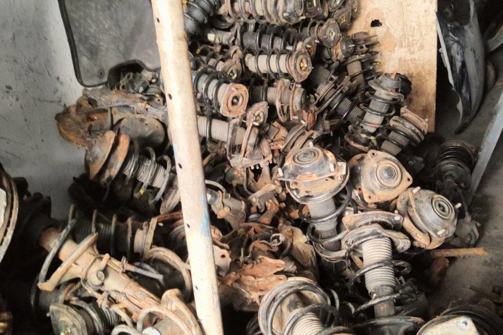  Shock Absorber Hyundai Avante