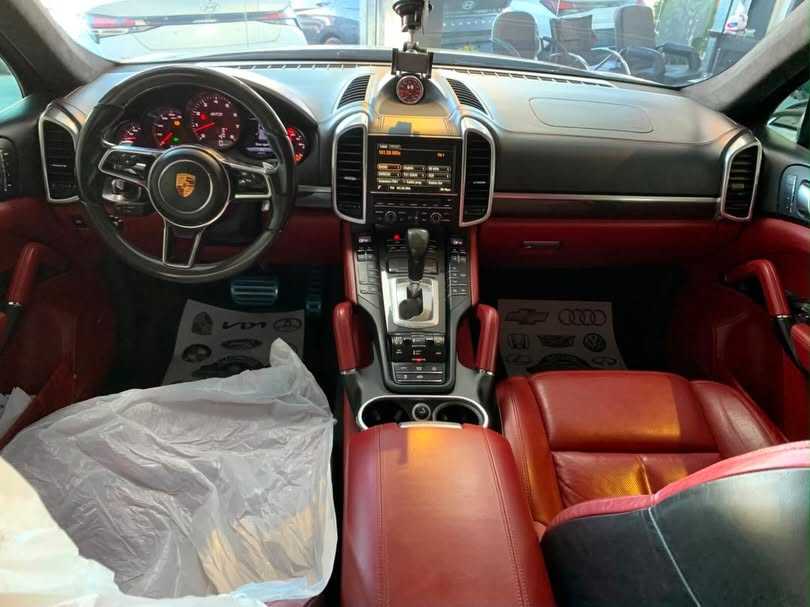 Porsche Cayenne 2017