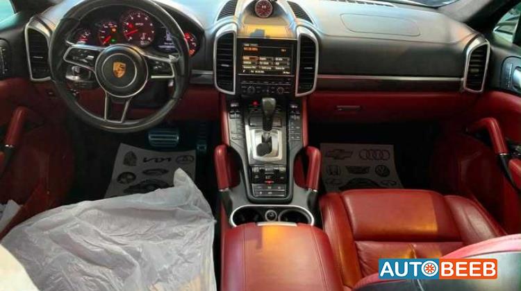 Porsche Cayenne 2017