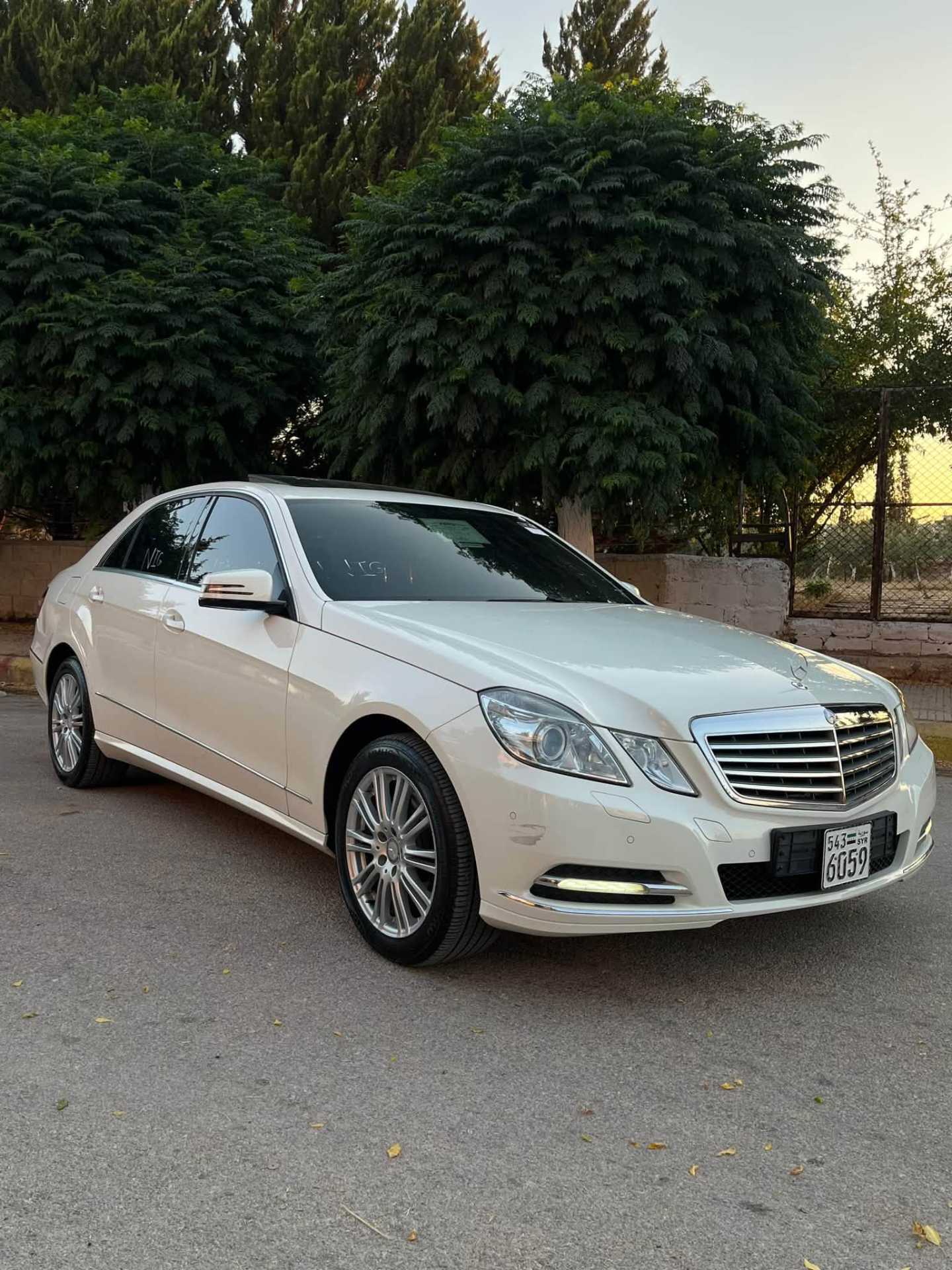 Mercedes Benz E300 2011