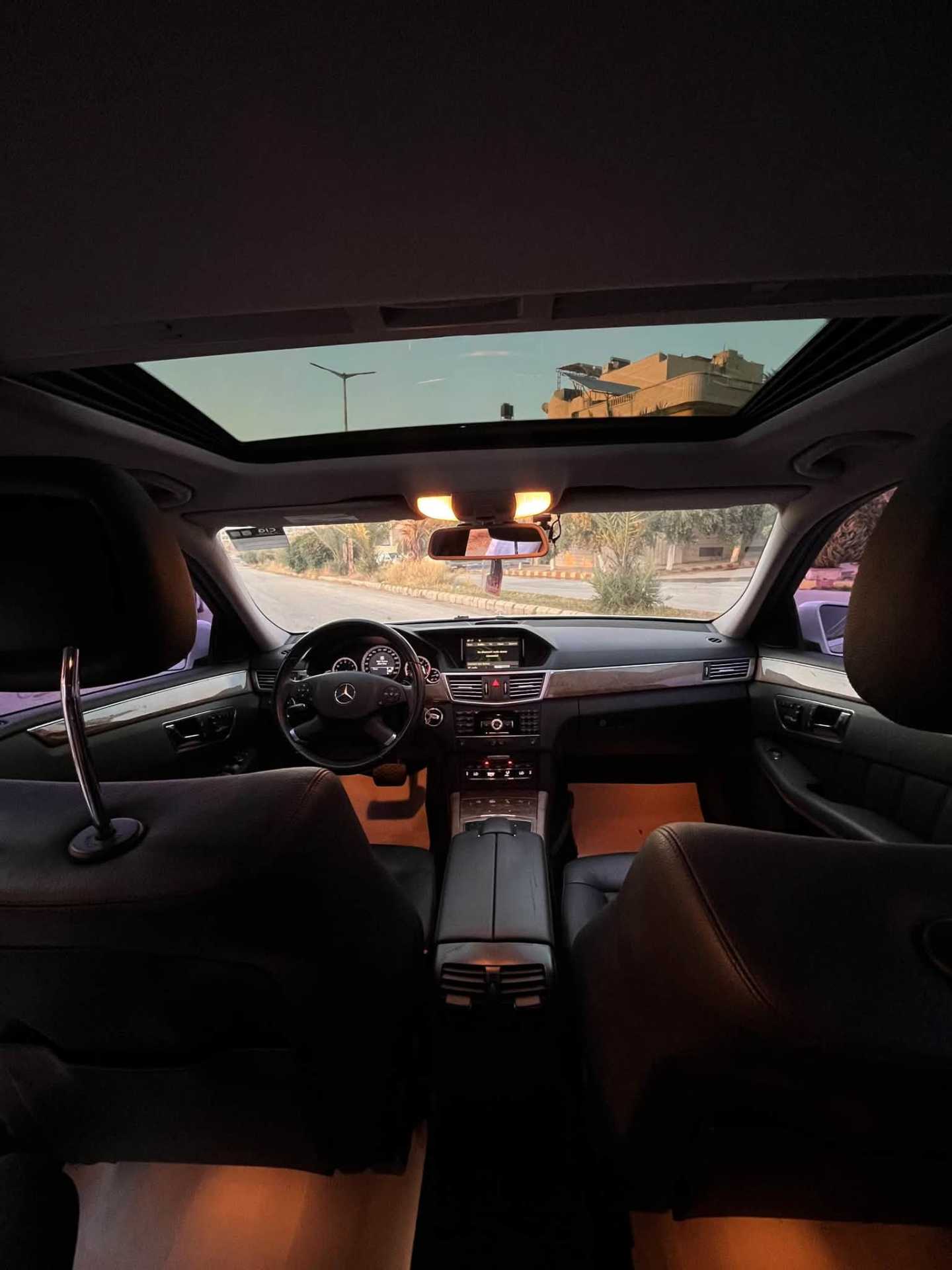 Mercedes Benz E300 2011
