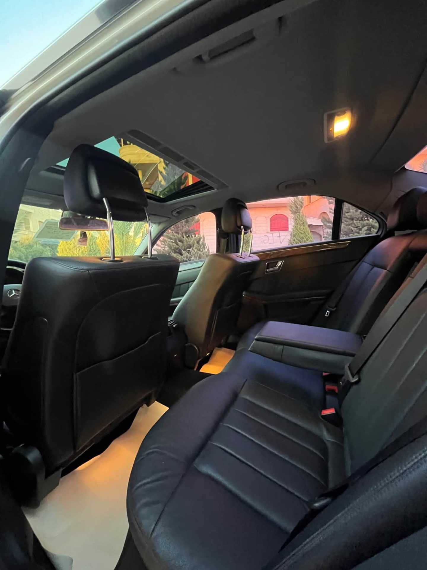 Mercedes Benz E300 2011