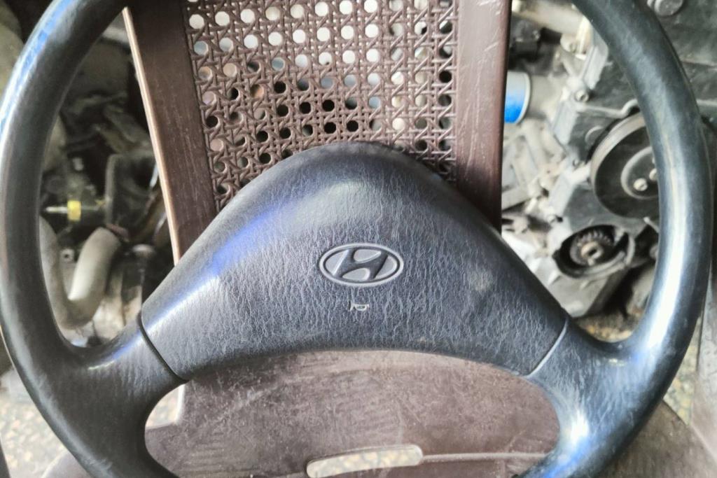 Cabin  Steering Wheel Hyundai Accent