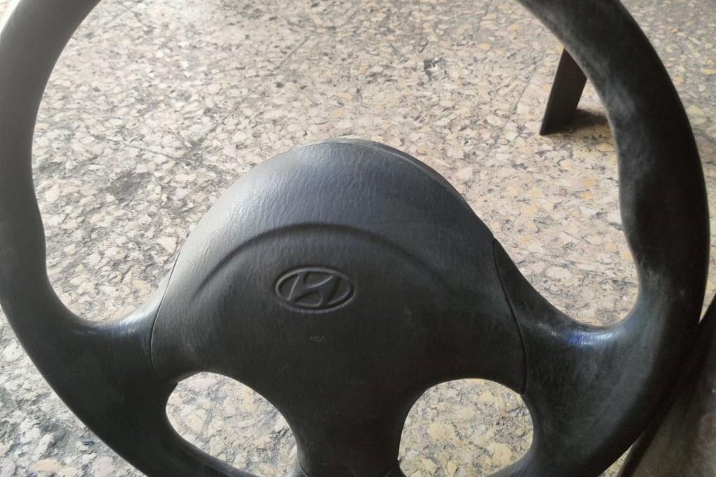 Cabin  Steering Wheel Hyundai Avante