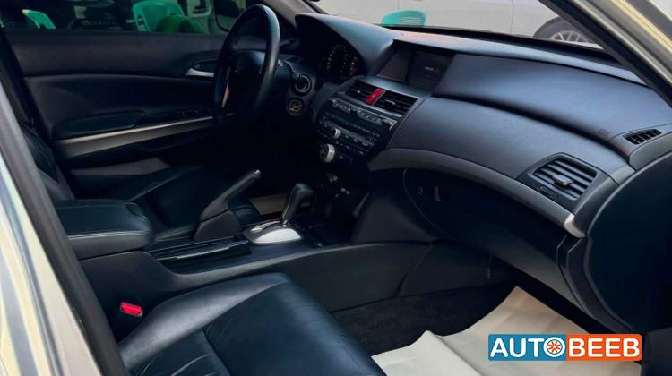 Honda Accord 2011