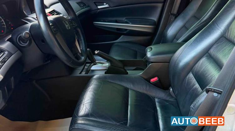 Honda Accord 2011