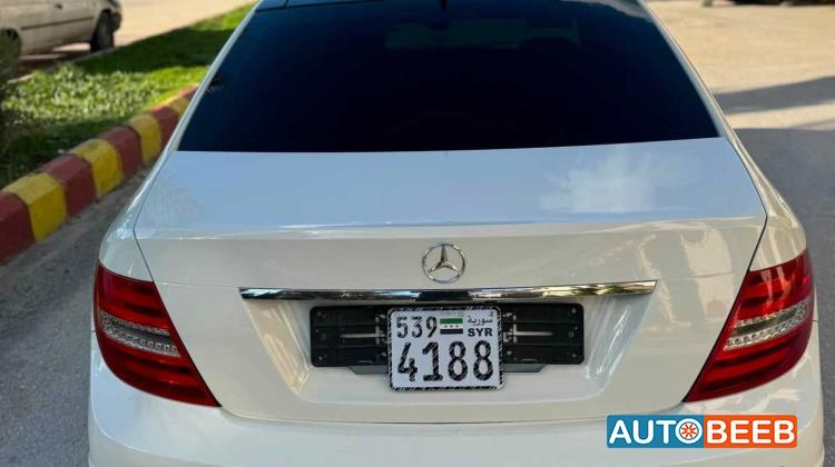 Mercedes Benz C200 2012
