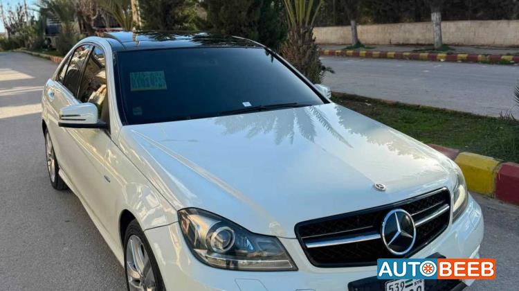 Mercedes Benz C200 2012