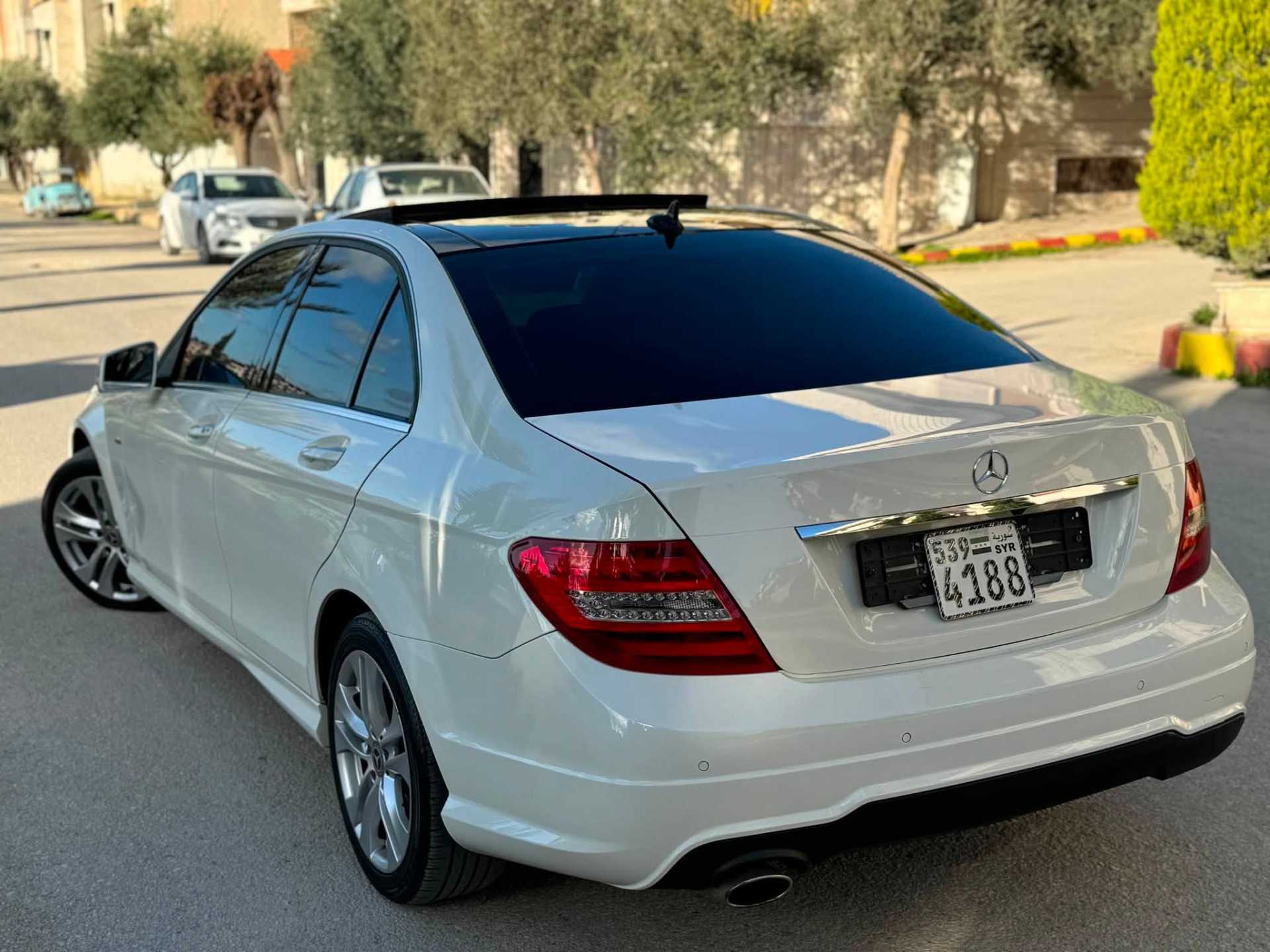 Mercedes Benz C200 2012