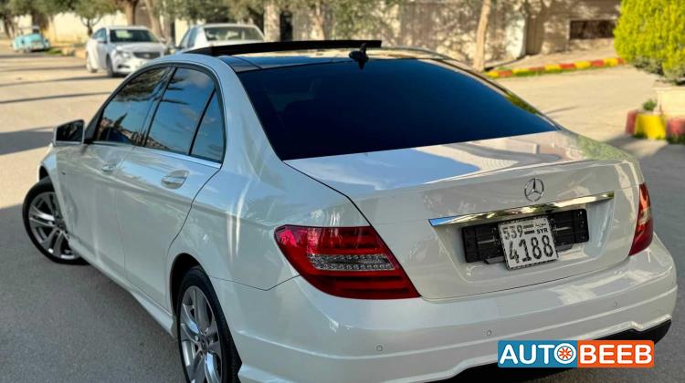 Mercedes Benz C200 2012
