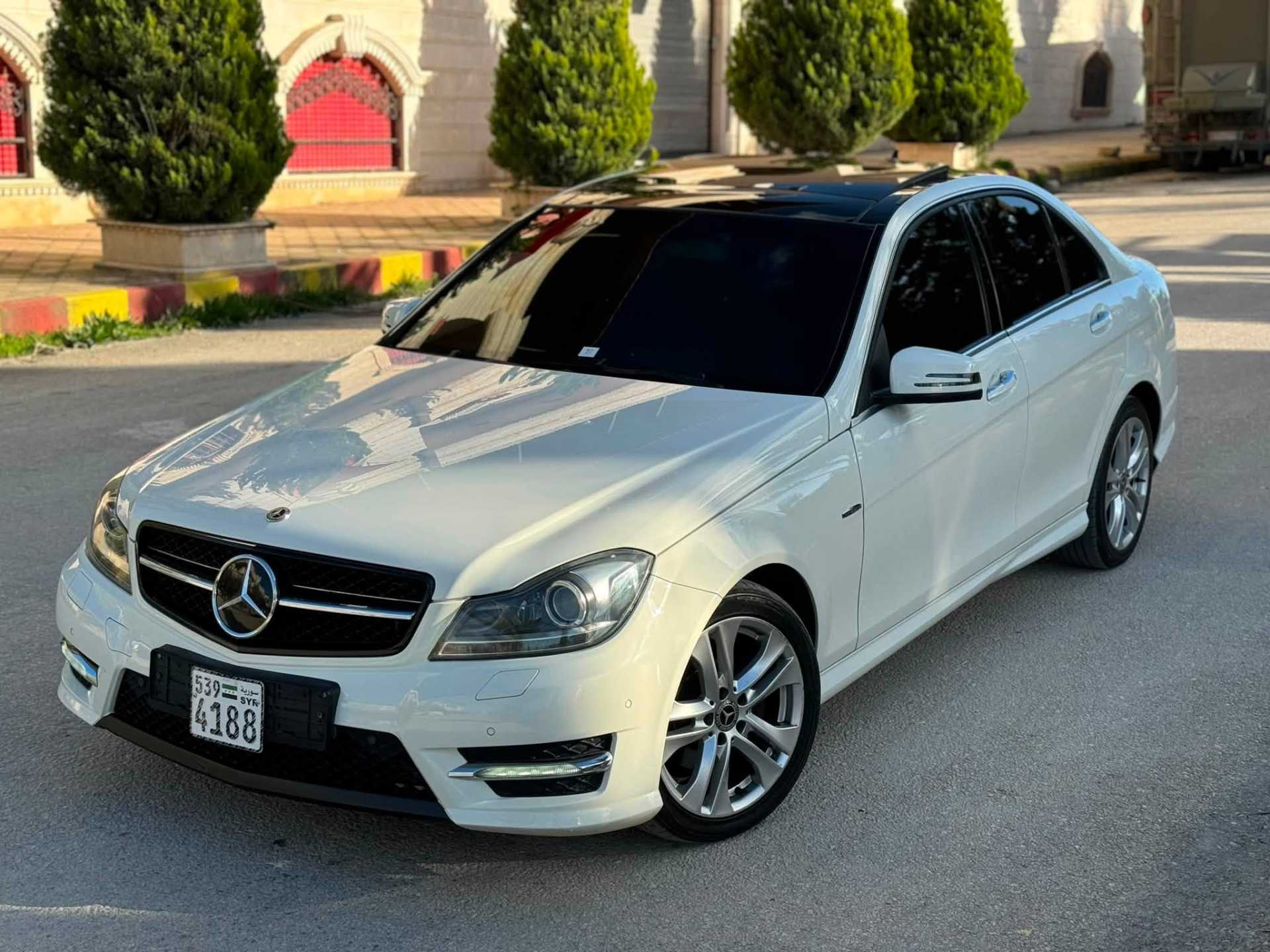 Mercedes Benz C200 2012