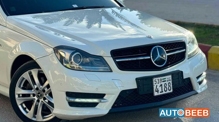 Mercedes Benz C200 2012