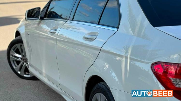 Mercedes Benz C200 2012