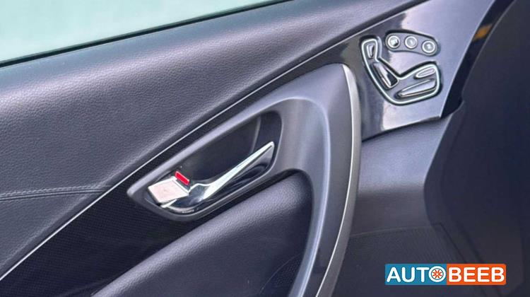 Hyundai Grandeur 2013