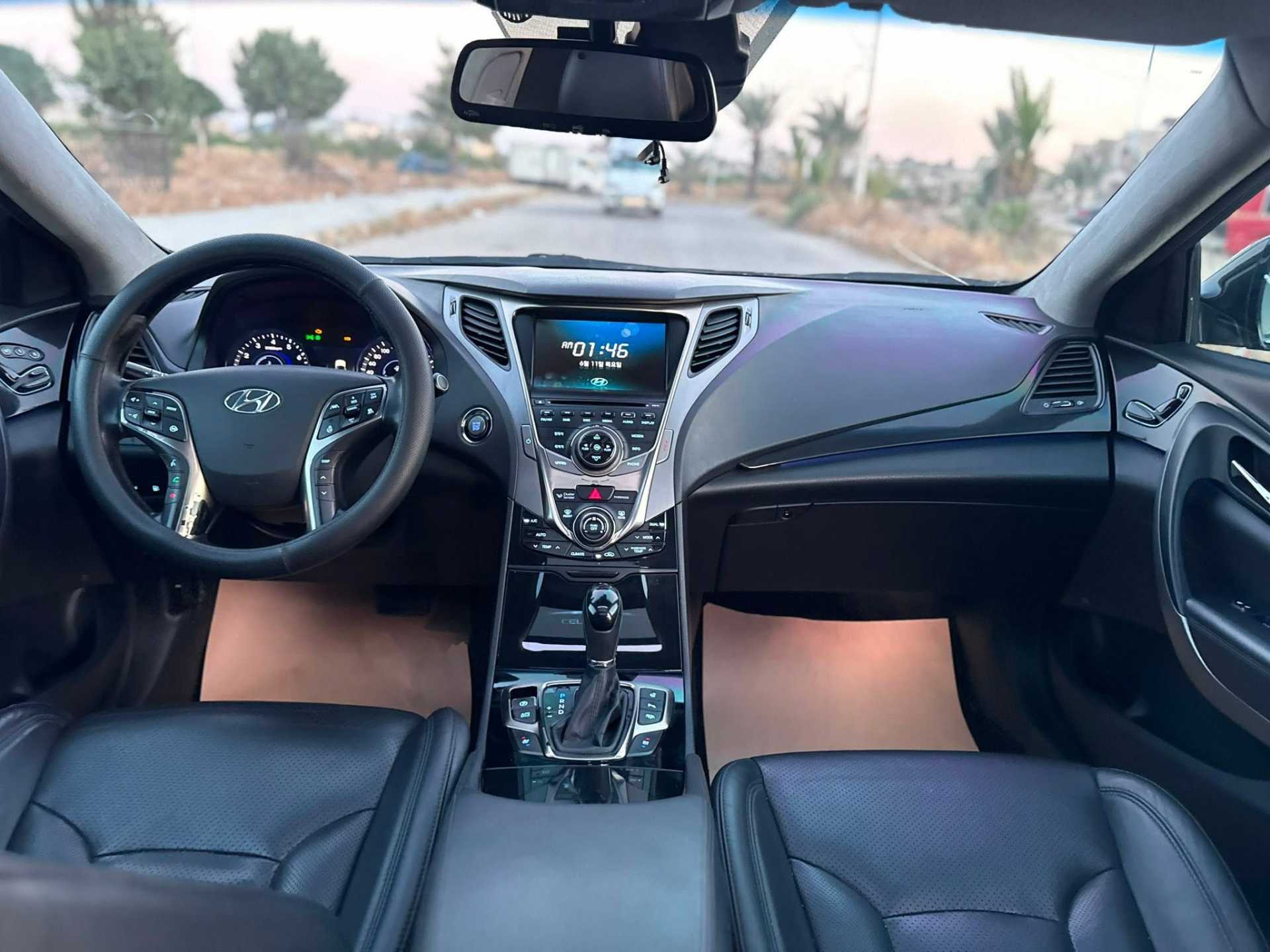 Hyundai Grandeur 2013