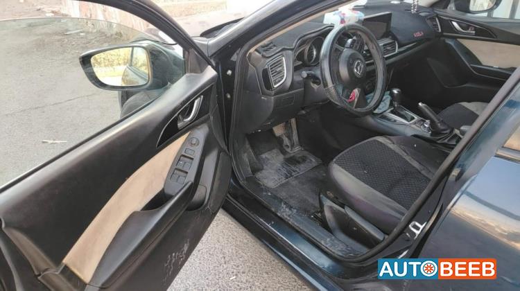 Mazda 3 2015