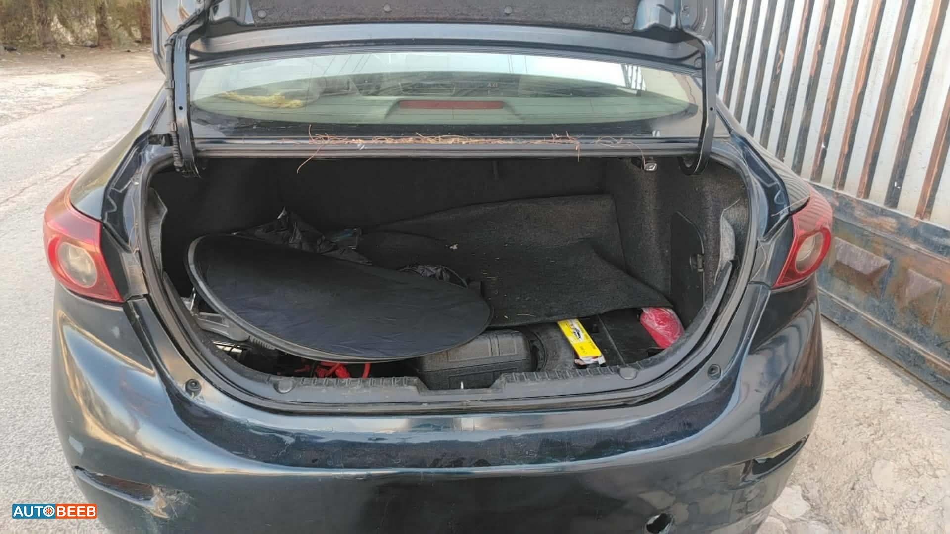 Mazda 3 2015