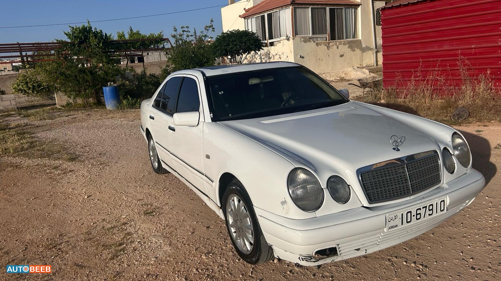 مرسيدس بنز E200 1999