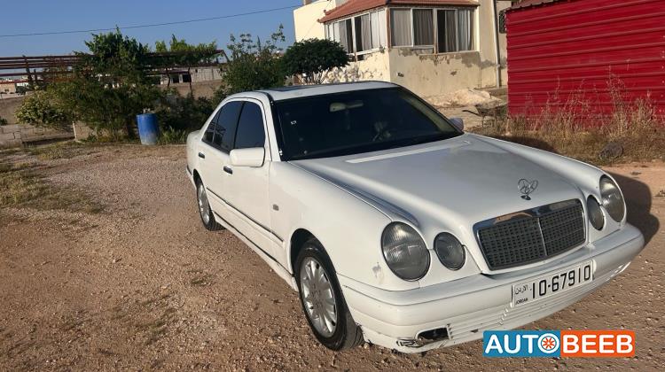 مرسيدس بنز E200 1999