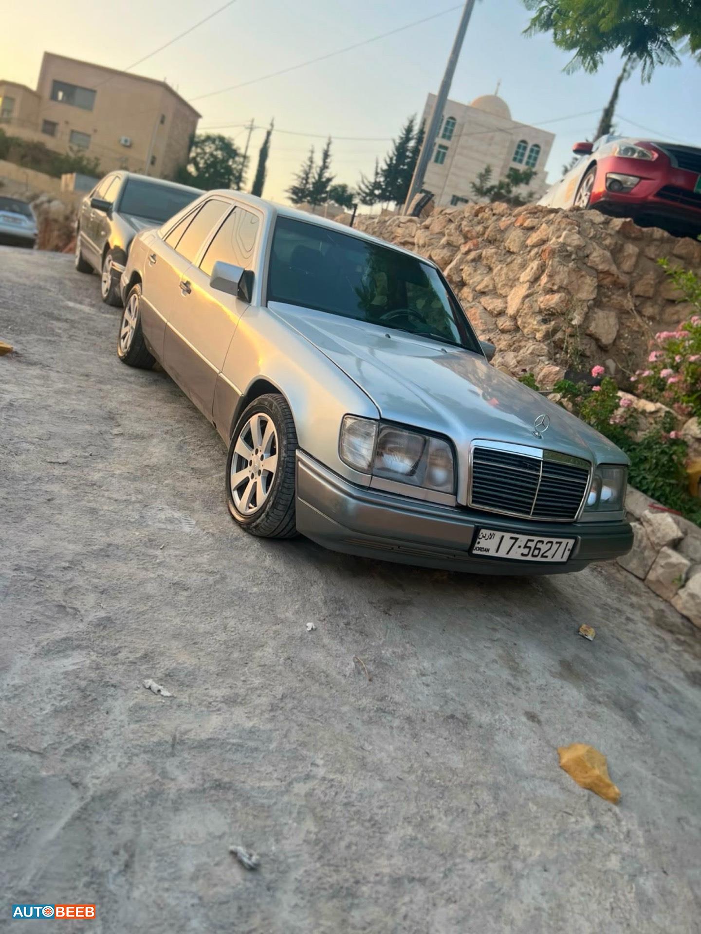 مرسيدس بنز E200 1995