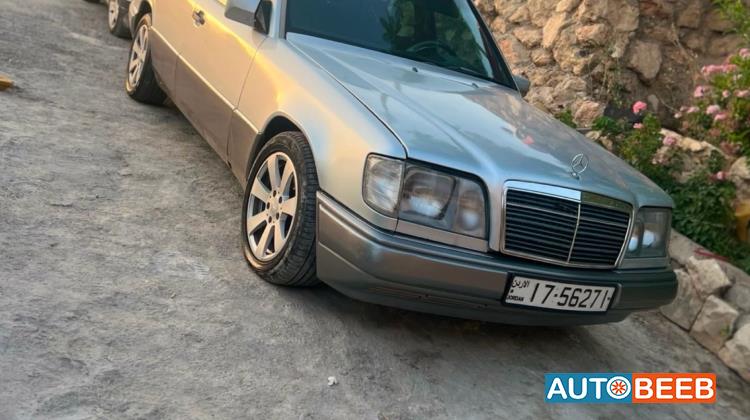 مرسيدس بنز E200 1995