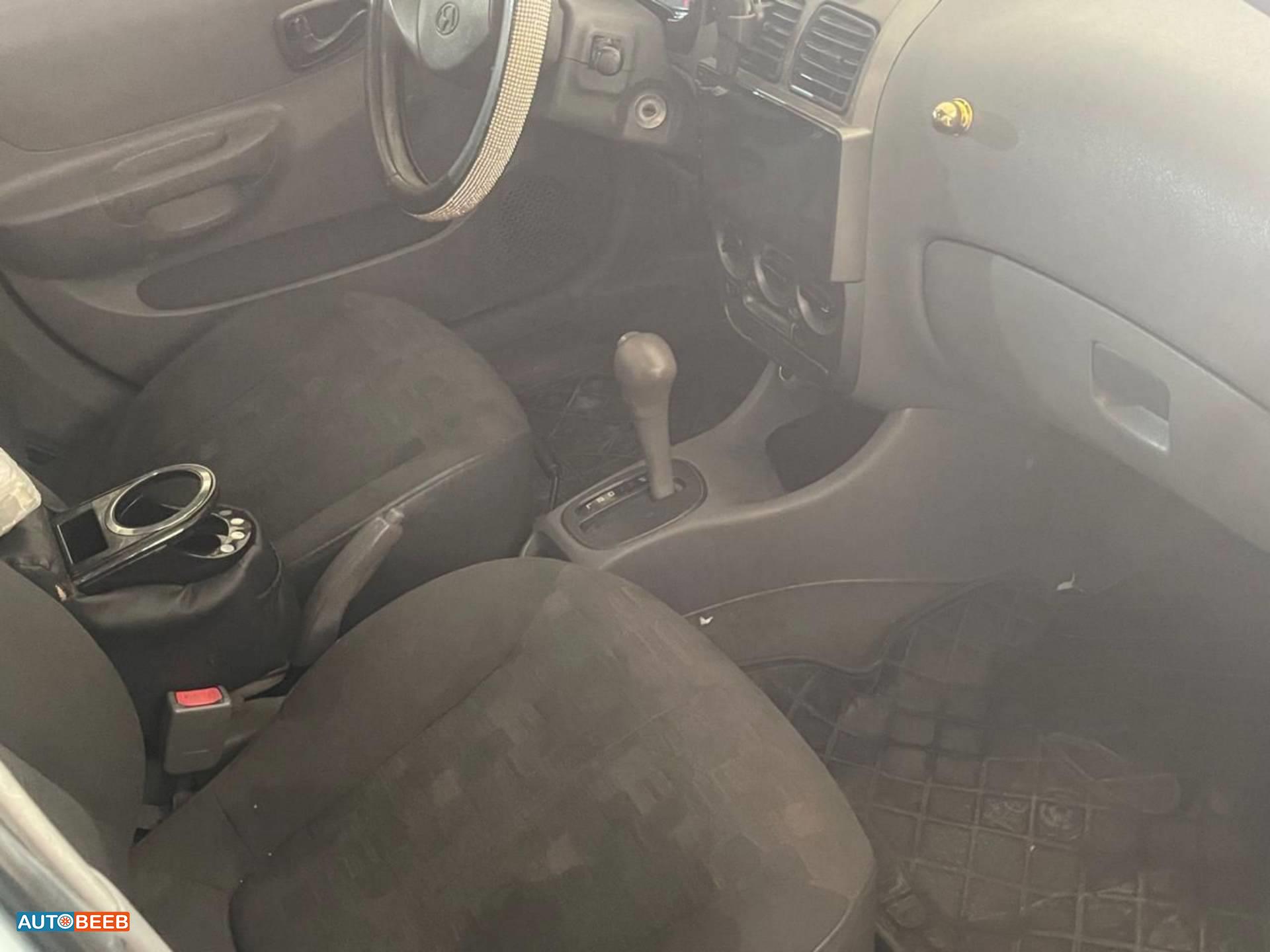 Hyundai Accent 2005