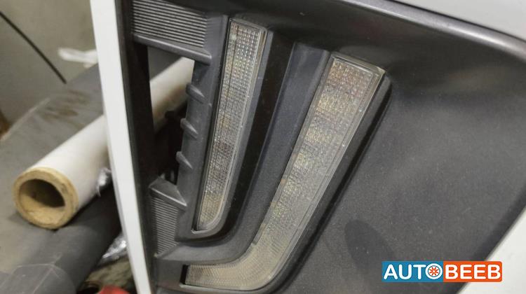 Lights Spotlight Hyundai Ioniq