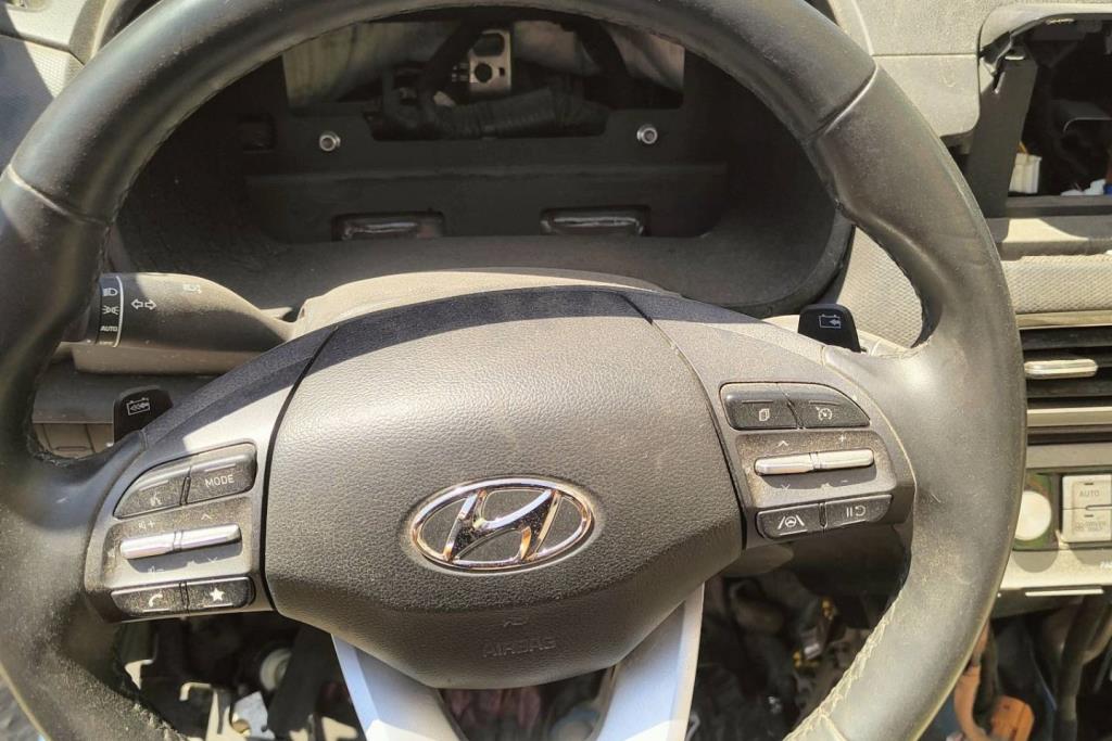 Cabin  Steering Wheel Hyundai kona