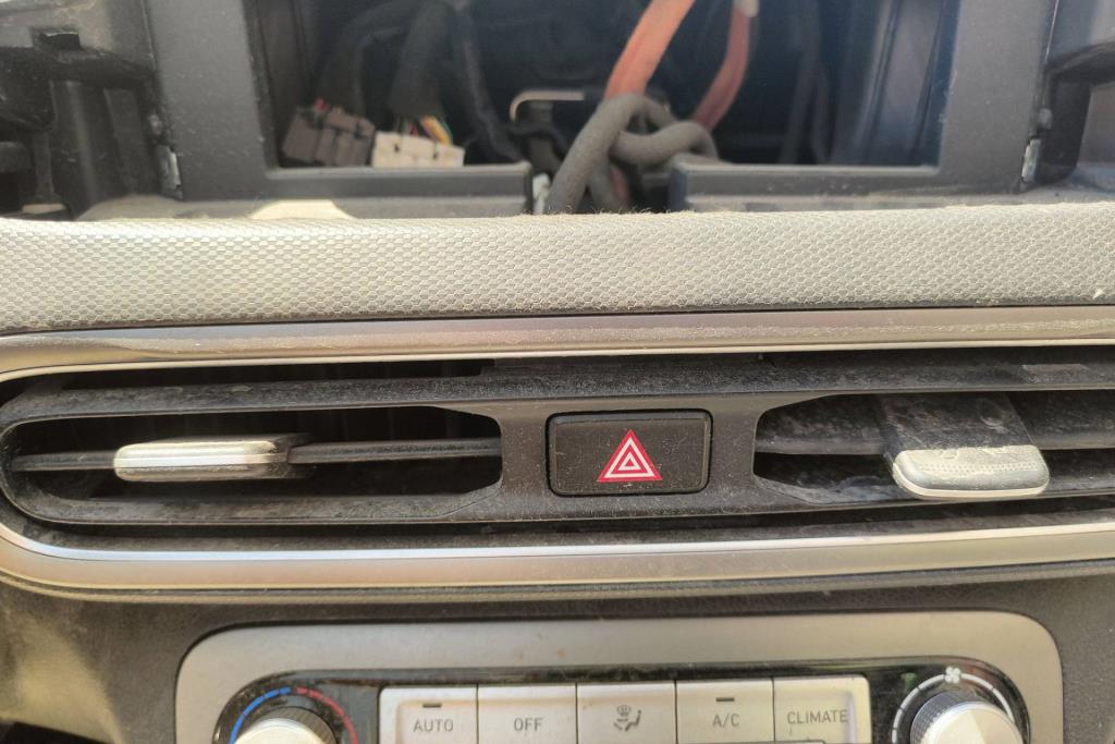 Cabin  Control buttons Hyundai kona