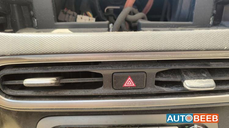 Cabin  Control buttons Hyundai kona