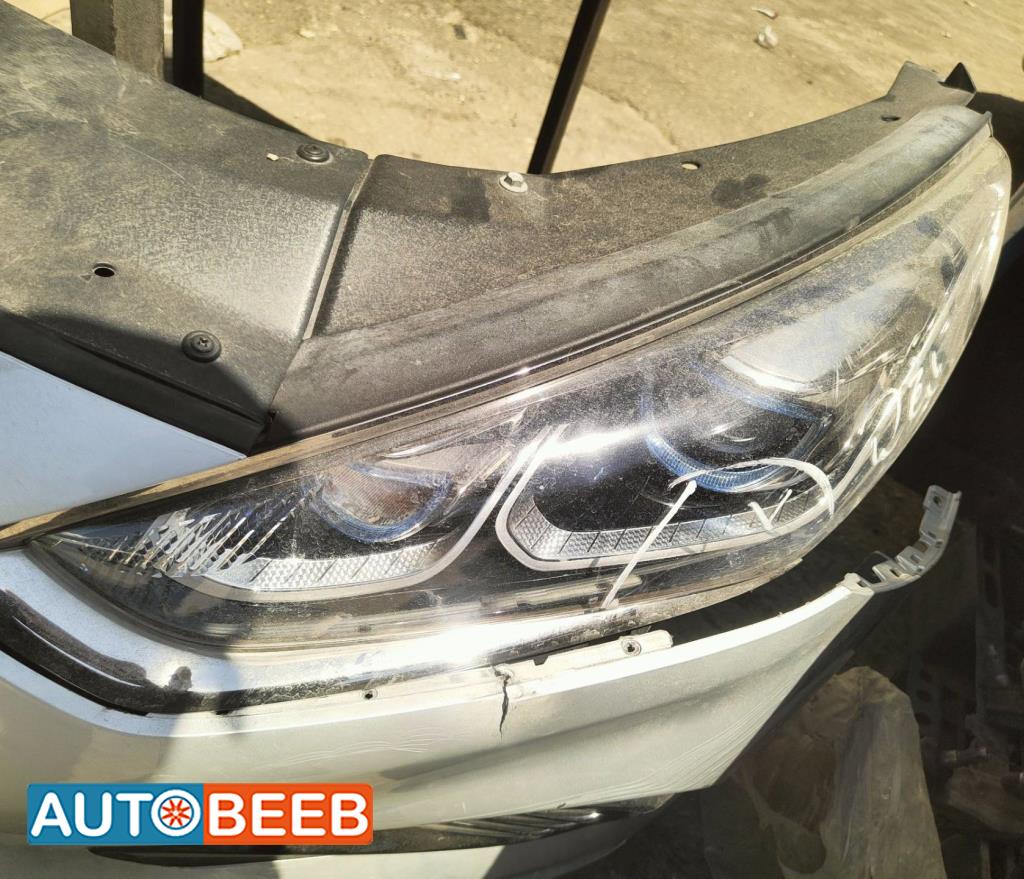 Lights Front light Hyundai Accent