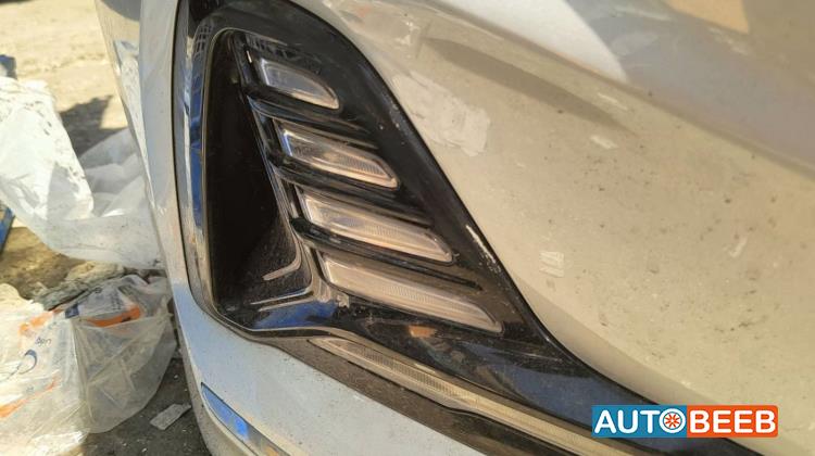 Lights Spotlight Hyundai Sonata