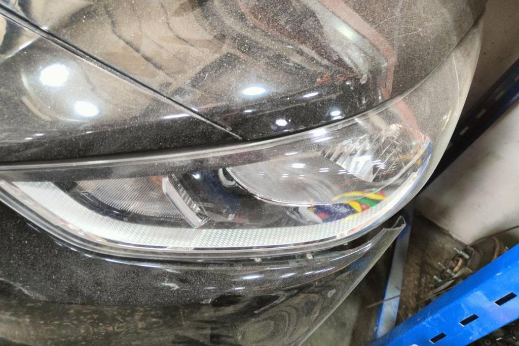 Lights Front light Hyundai Accent