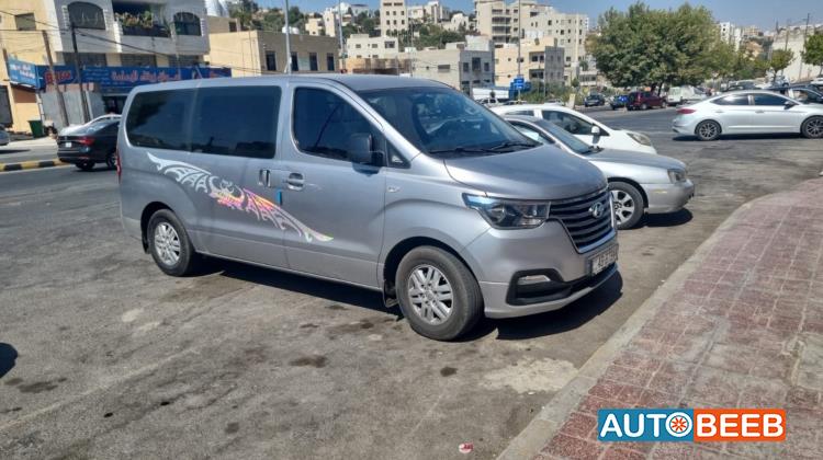 Minivan Hyundai 2018
