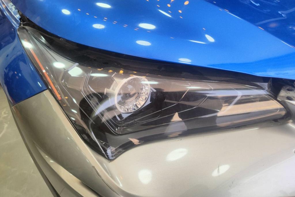 Lights Front light Lexus NX300