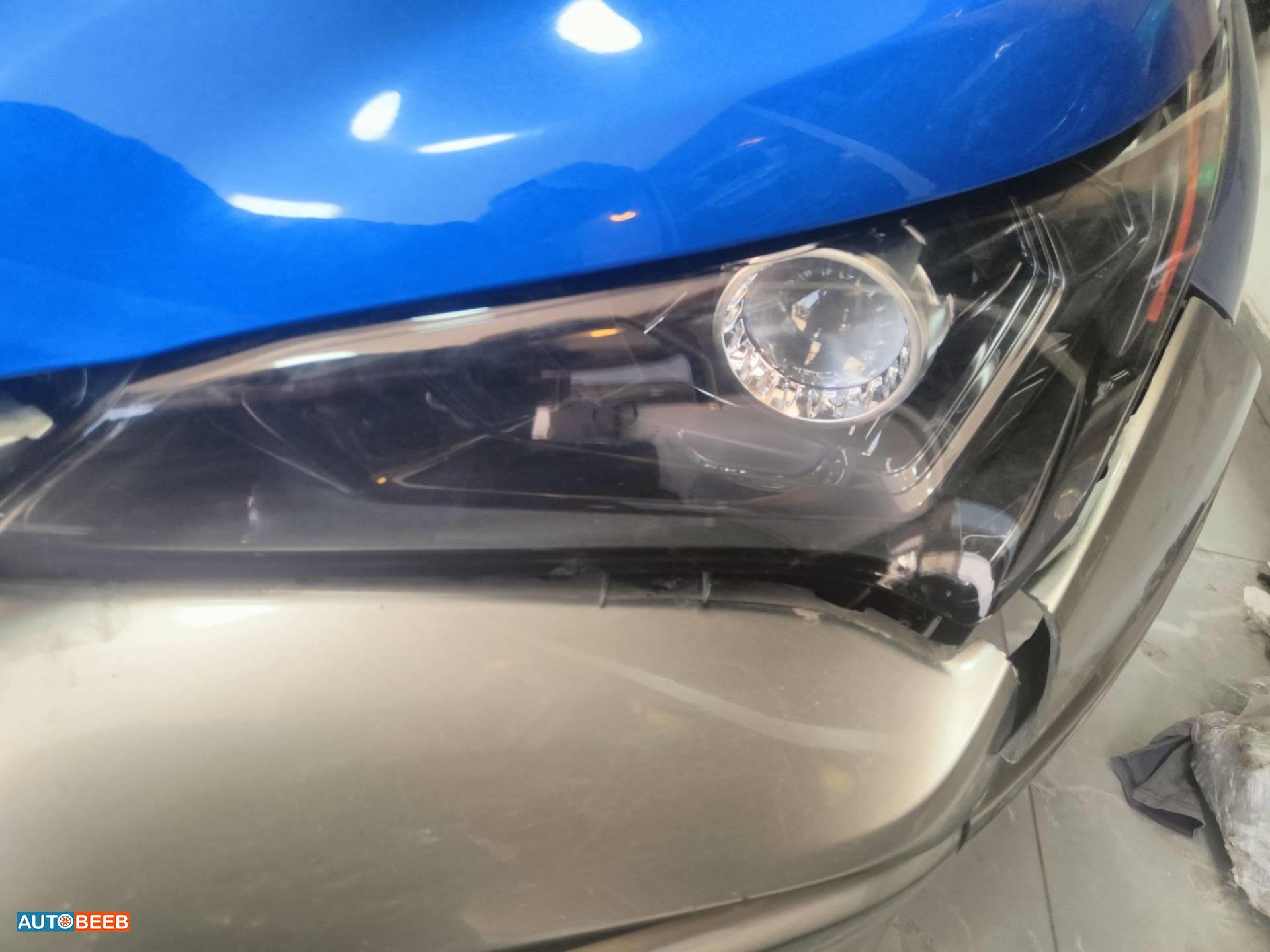 Lights Front light Lexus NX300