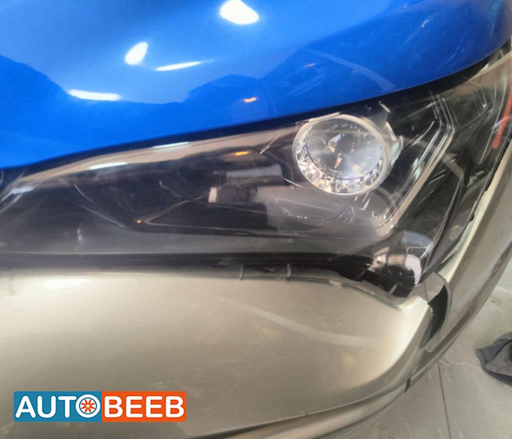 Lights Front light Lexus NX300