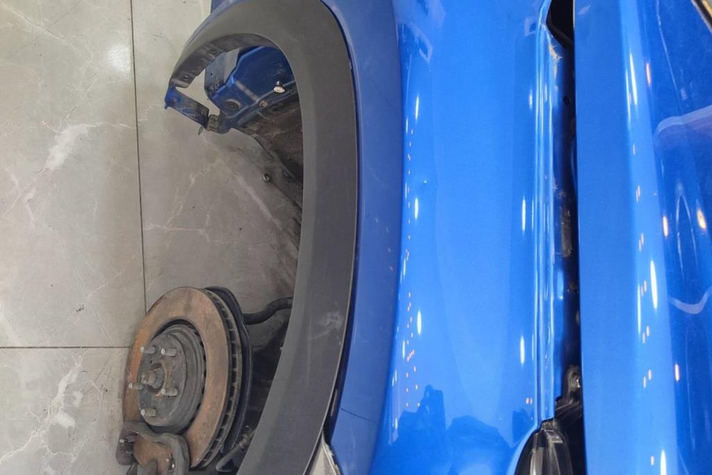 Body  Fenders  Lexus NX300