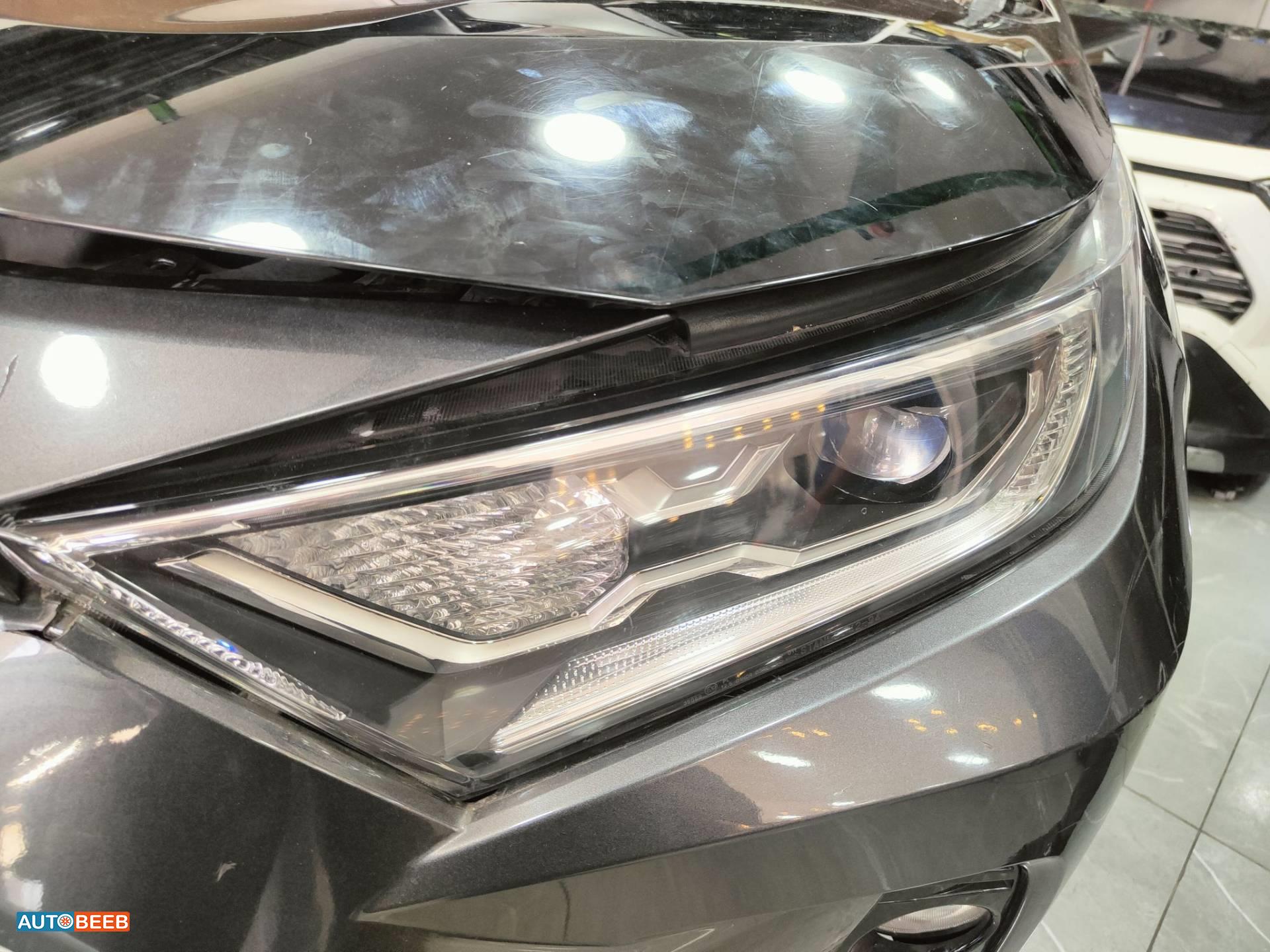 Lights Front light Toyota RAV4