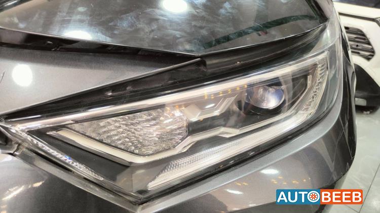 Lights Front light Toyota RAV4