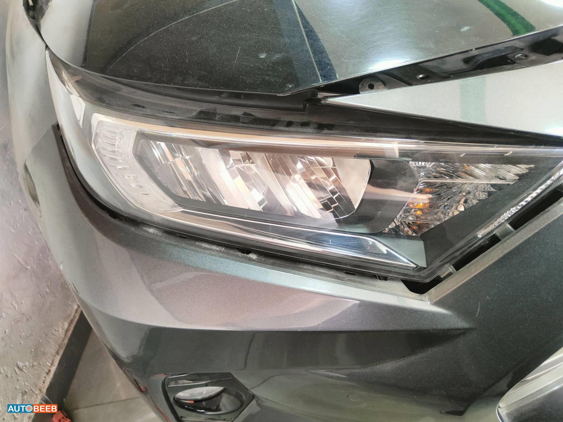 Lights Front light Toyota RAV4